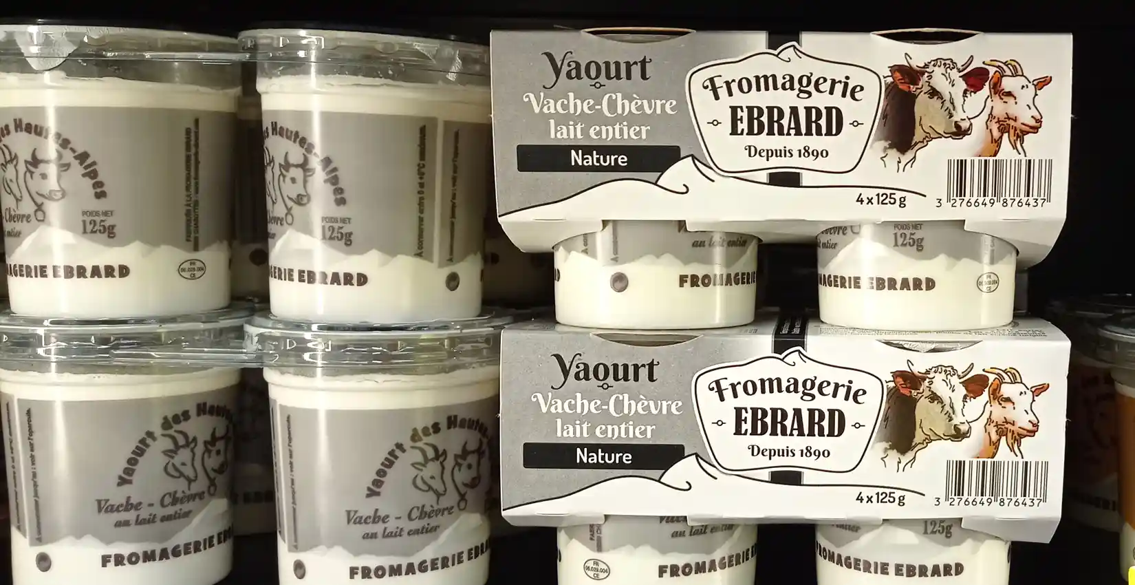 Design de packaging carton, yaourts au lait entier nature de marque Ebrard